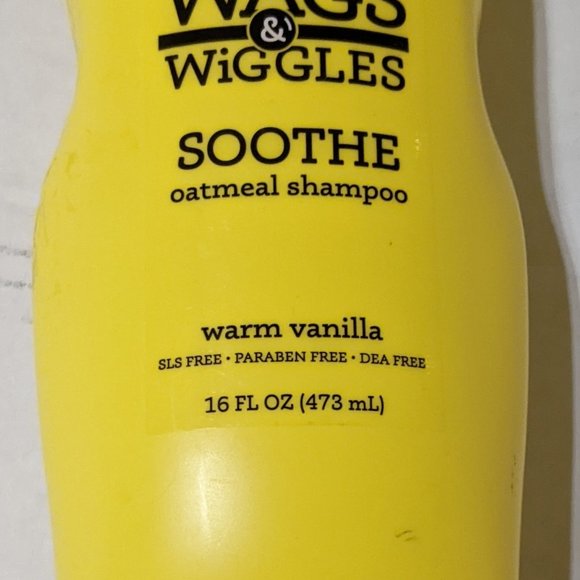 Wags & Wiggles Oatmeal Shampoo for Dogs - Picture 2 of 2
